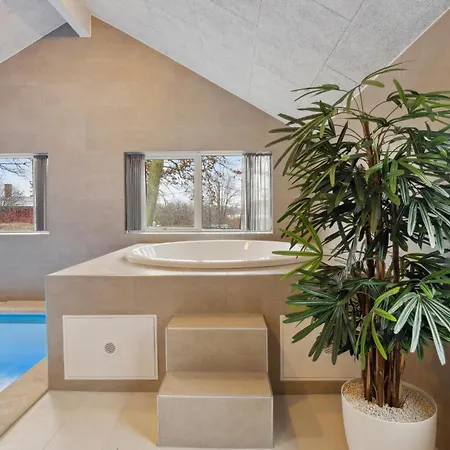 Aqua 267 Holiday home